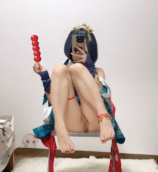 福利姬 嘟嘟@dudu636399 近期合集 [4v28p+2.6G]