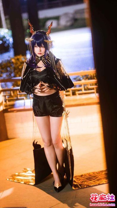 星之迟迟 丰乳肥臀298套写真精彩截图11