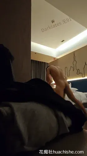 Darklates 约炮学生妹少妇熟女精彩截图02