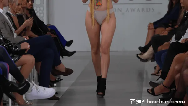 全裸时装秀Isis Fashion Awards精彩截图05
