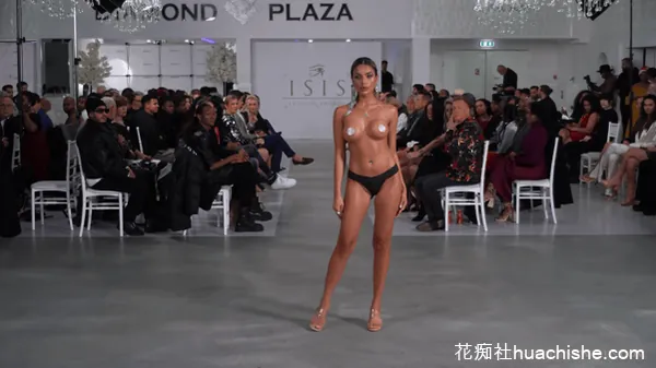 全裸时装秀Isis Fashion Awards精彩截图06