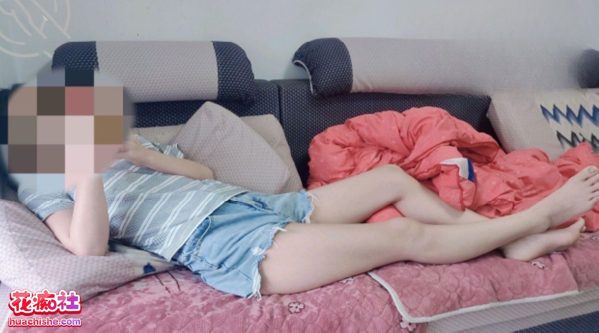 海角乱伦 老刘与女儿莉莉 资源合集 [3v210p+3.78G]