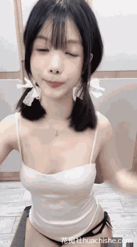 18岁极品校花 小沫沫 暑期下海精彩截图10