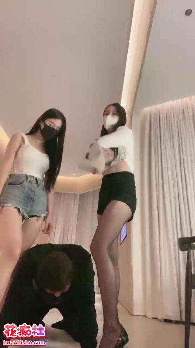 时安s 调教贱狗羞辱黑丝舔脚直播精彩截图08
