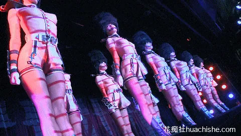 曾经很火的疯马秀Crazy Girls精彩截图13