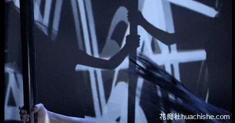 曾经很火的疯马秀Crazy Girls精彩截图16