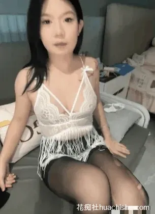 极品微胖反差靓妹shuyuanli445精彩截图06