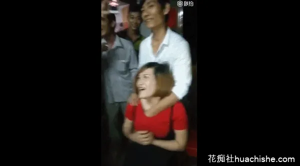 收集了国内的低俗婚闹合集精彩截图09