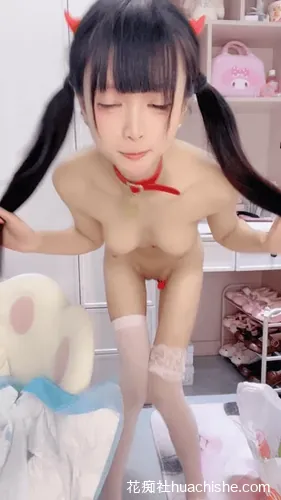 甜美可爱反差双马尾小少萝 软软咪精彩截图13