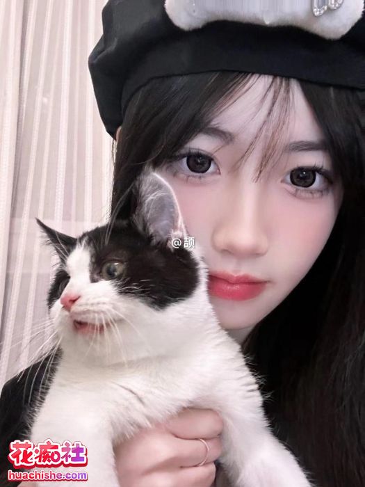 某音气质嫩妹 颉颉与猫咪精彩截图05