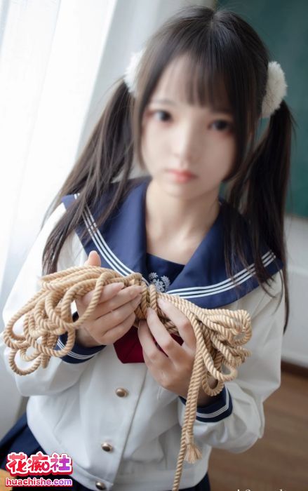 【森萝财团】各种极品嫩妹JK制服精彩截图13