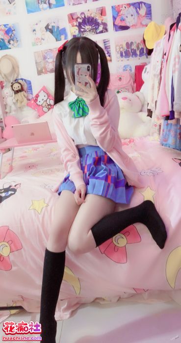 清纯美少女【七七小野樱】精彩截图03