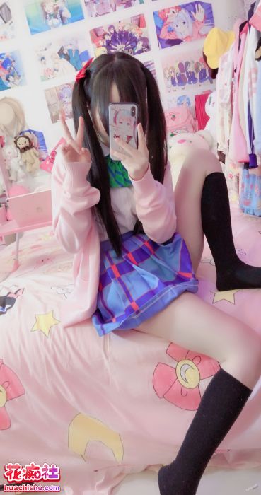 清纯美少女【七七小野樱】精彩截图04
